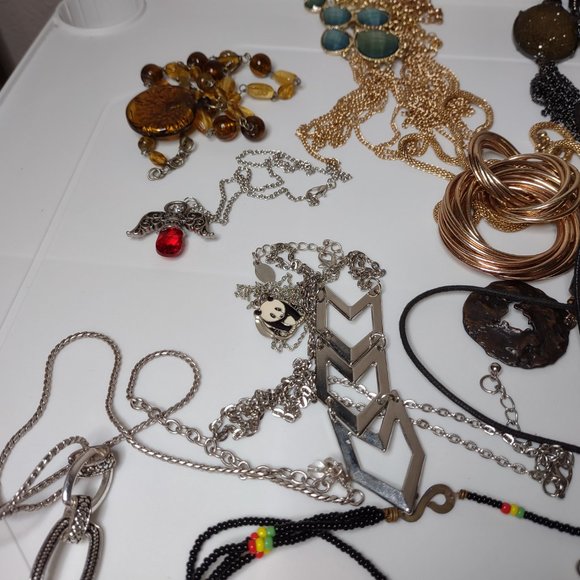 Lot Of 30 Pendant Necklaces - Picture 11 of 16